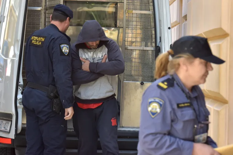 Prijavljivan zbog droge, silovanja, prijetnje: U Zadru priveden biv&scaron;i policajac i svjetski prvak u jiu jicu
