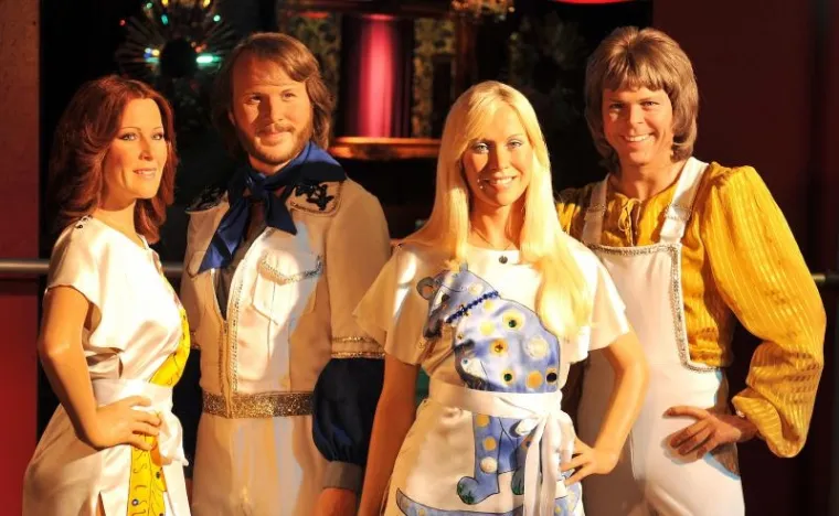 A na &scaron;to se vi 'razbacate' u autu? Ovo je 10 najboljih pjesama za volanom