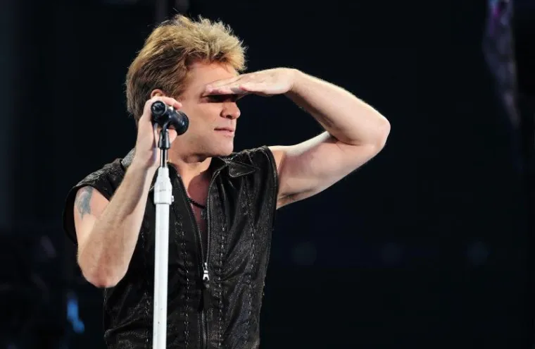 A na &scaron;to se vi 'razbacate' u autu? Ovo je 10 najboljih pjesama za volanom