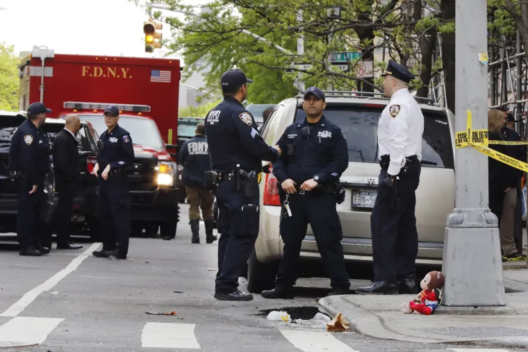 Zastra&scaron;ujuć požar u New Yorku: Poginulo četvero djece, vatrogasci stigli prekasno
