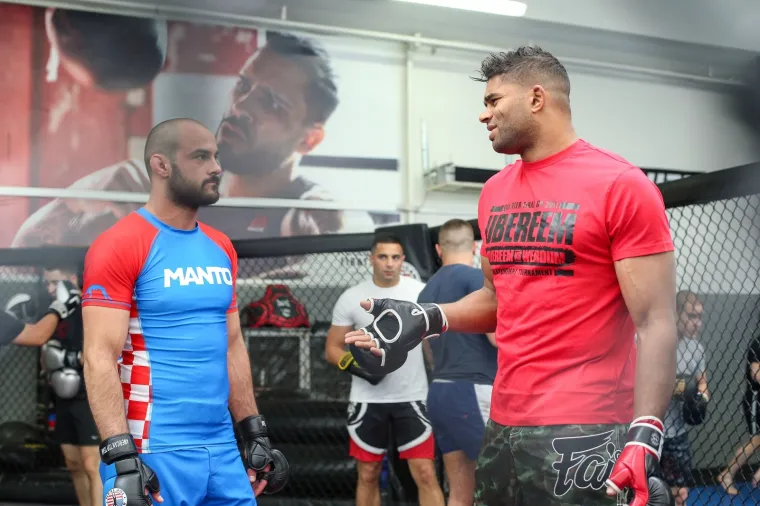 LEGENDA MMA STIGLA U ZAGREB: Borac kojeg je Cro Cop dobro zapamtio oduševio fanove krvavog sporta