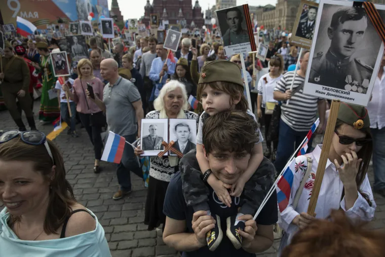 Impresivna proslava Dana pobjede nad fa&scaron;izmom! Putin svijetu pokazao novo napredno oružje