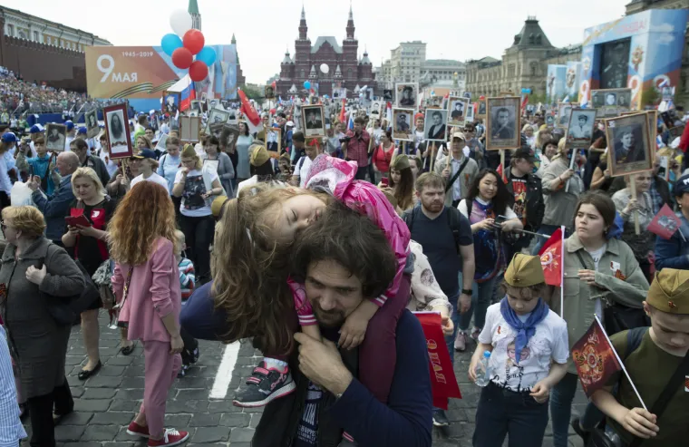 Impresivna proslava Dana pobjede nad fa&scaron;izmom! Putin svijetu pokazao novo napredno oružje