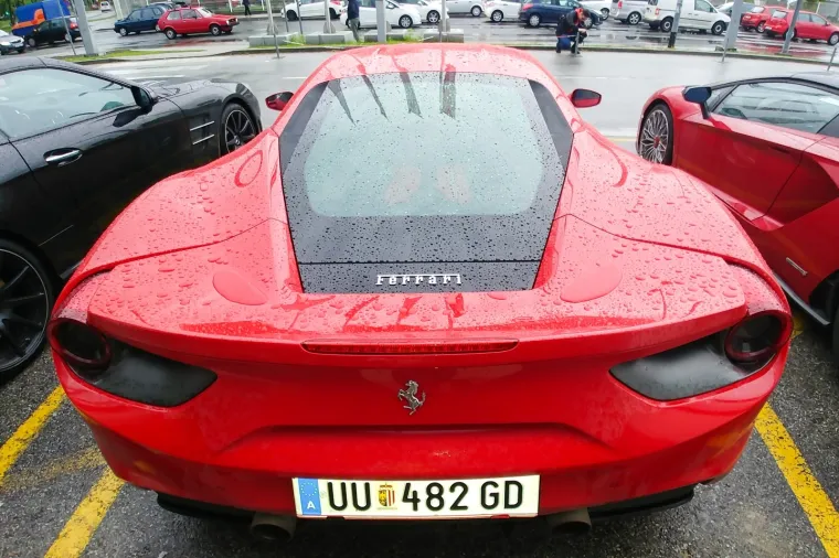 Auto Fun Run: Pogledajte moćne sportske jurilice - možete li se vidjeti za njihovim volanom?