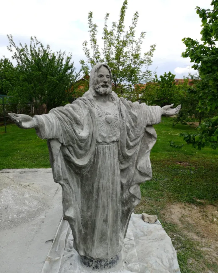 Samouki Međimurci u samo sedam dana napravili impresivan Isusov kip
