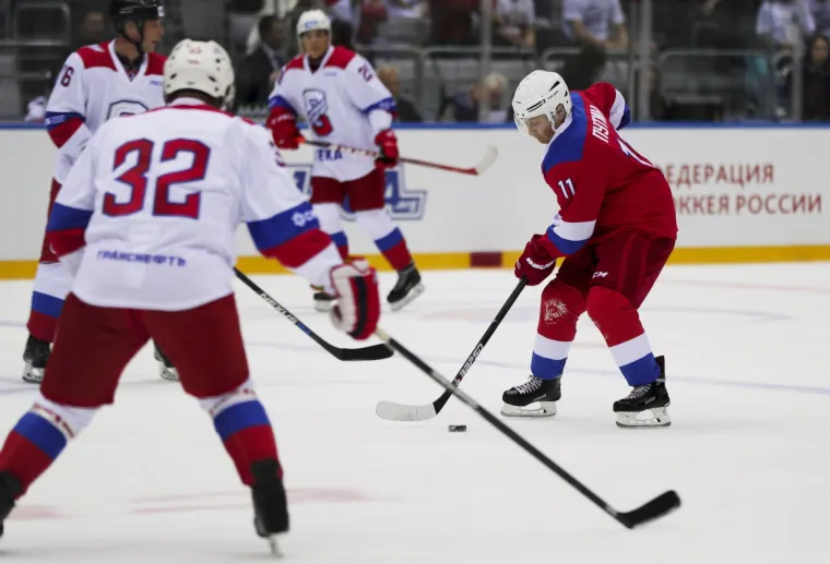 Pogledajte Vladimira Putina u akciji, zabio je osam golova!