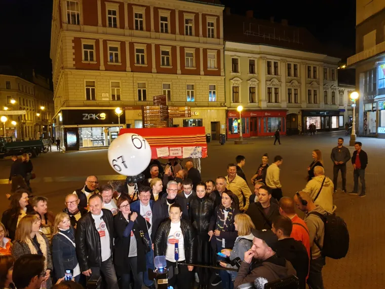 Za referendum prikupljeno vi&scaron;e od 600.000 potpisa! 'Građani, uspjeli smo. Ne&scaron;to možemo promijeniti!'