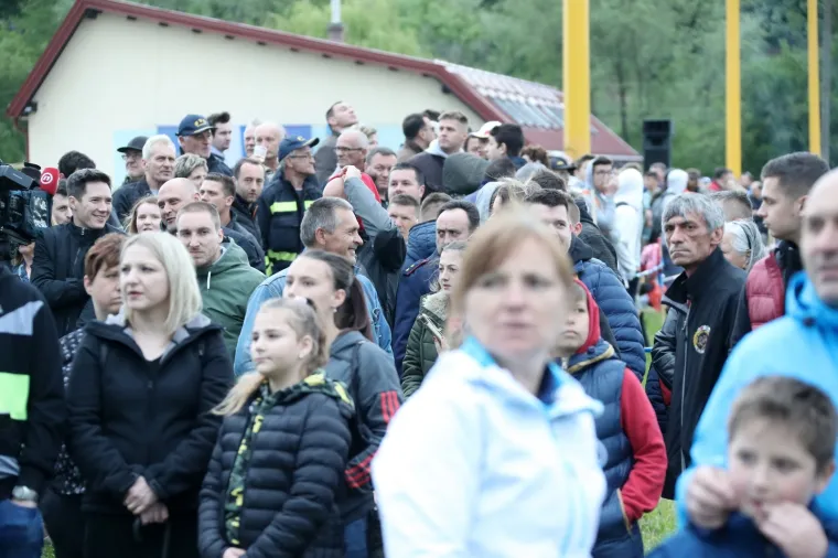 ODRŽANA LETAČKA MANIFESTACIJA U SJEĆANJE NA LEGENDARNOG PILOTA RUDOLFA PEREŠINA: Sudjelovalo desetak zrakoplova