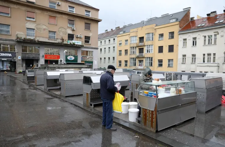 Sablastan Dolac: Jesu li ovo dvije najhrabrije prodavačice u Hrvatskoj? Nisu poslu&scaron;ale policiju...