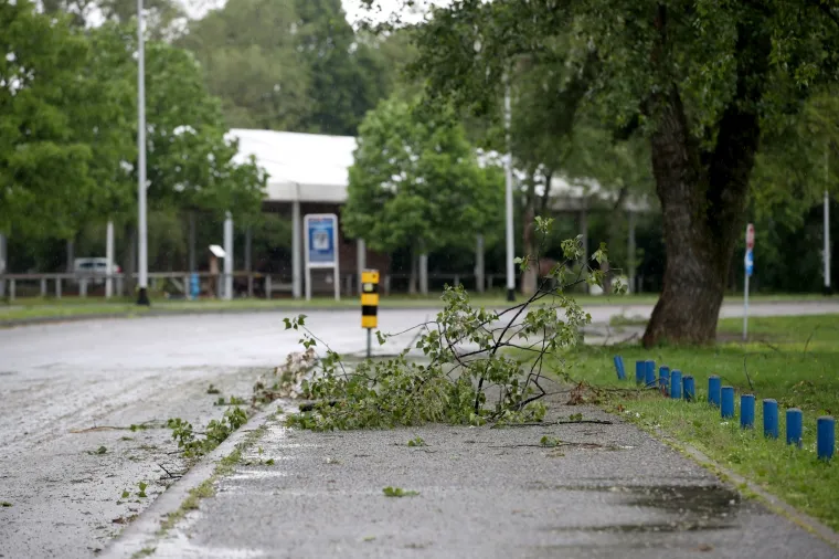 Sablasno prazni Jarun: Olujni vjetar ispraznio jedno od omiljenih mjesta za rekreaciju
