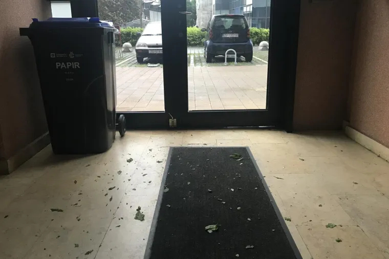 ORKANSKO NEVRIJEME HARA ZAGREBOM: Sru&scaron;ene grane i stabla po ulicama