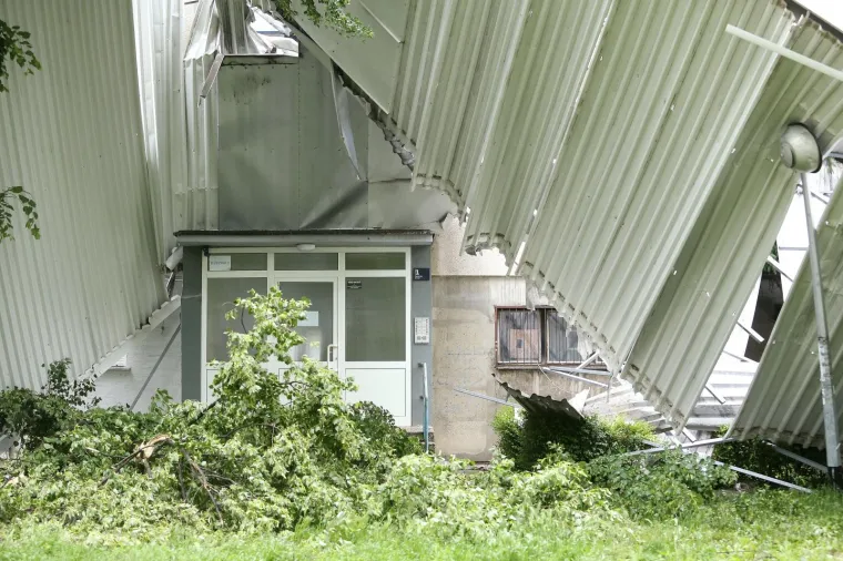 Orkanski vjetar razvalio dijelove zemlje, zbraja se materijalna &scaron;teta