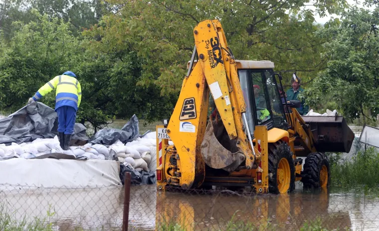 Nabujale rijeke ponovno prijete: Unatoč izvanrednim mjerama, građani u strahu od novih poplava