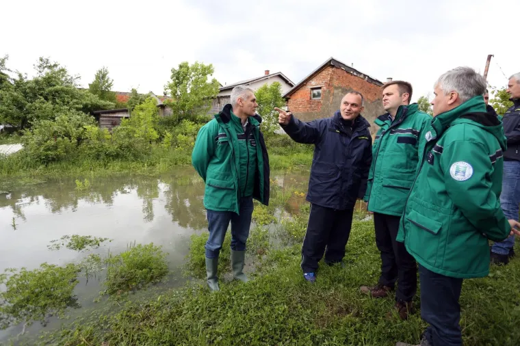 Nabujale rijeke ponovno prijete: Unatoč izvanrednim mjerama, građani u strahu od novih poplava