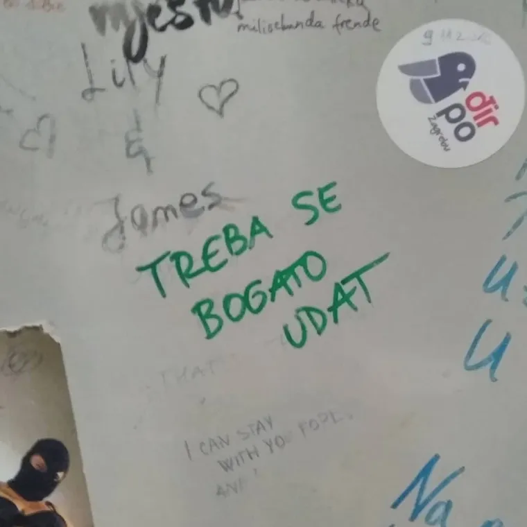 WC kao odaja tajni: Mudrolije sa zahoda Filozofskog jer njegovi studenti ne znaju kamo bi sa svim tim mislima