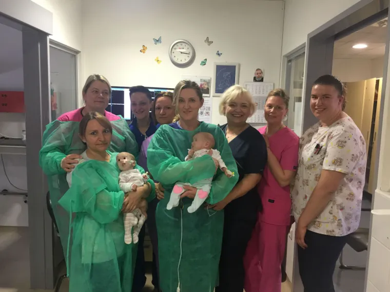 Pogledajte nove fotografije s operacije sijamskih blizanki!