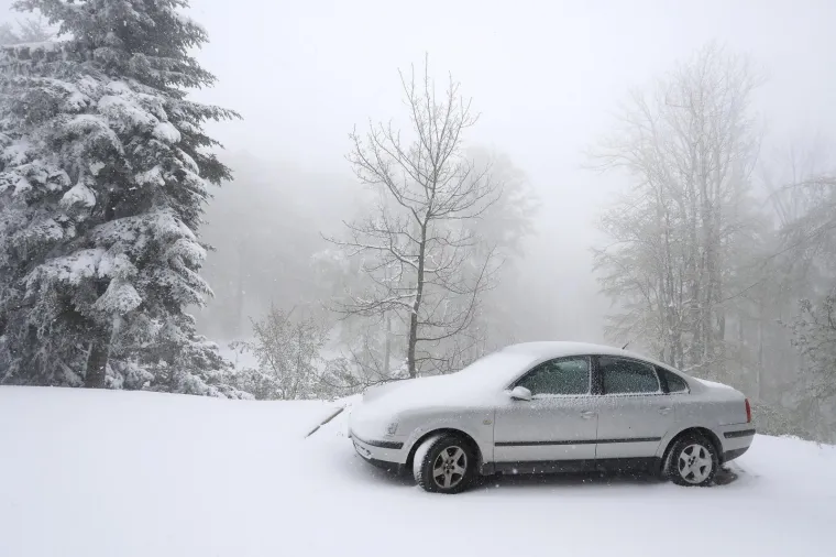Sljeme pod bijelim pokrivačem: Snijeg usred proljeća iznenadio Zagrepčane