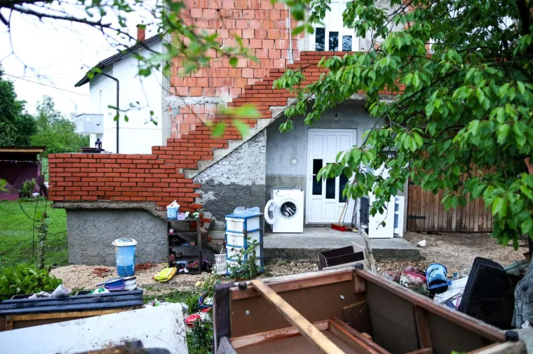 Visoki vodostaji i dalje prijete na sjeveru BiH: U Maglaju se zabraja &scaron;teta nakon nevremena