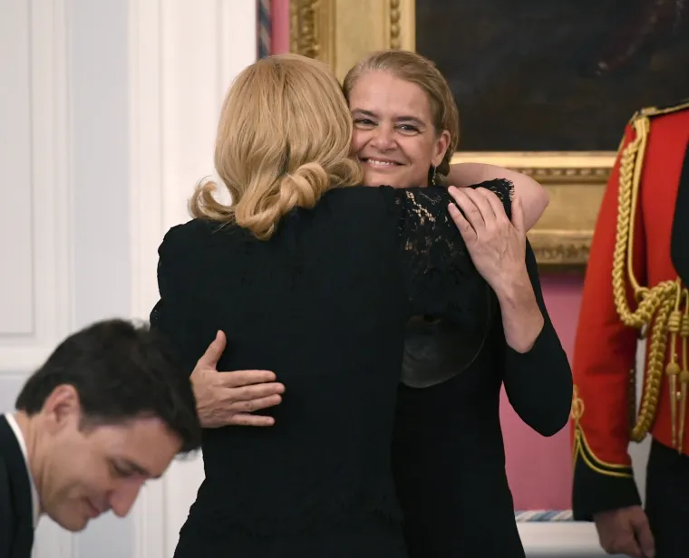 Sreća na dalekom Sjeveru: Razdragani susret Kolinde Grabar-Kitarović i najvećeg &scaron;armera među političarima