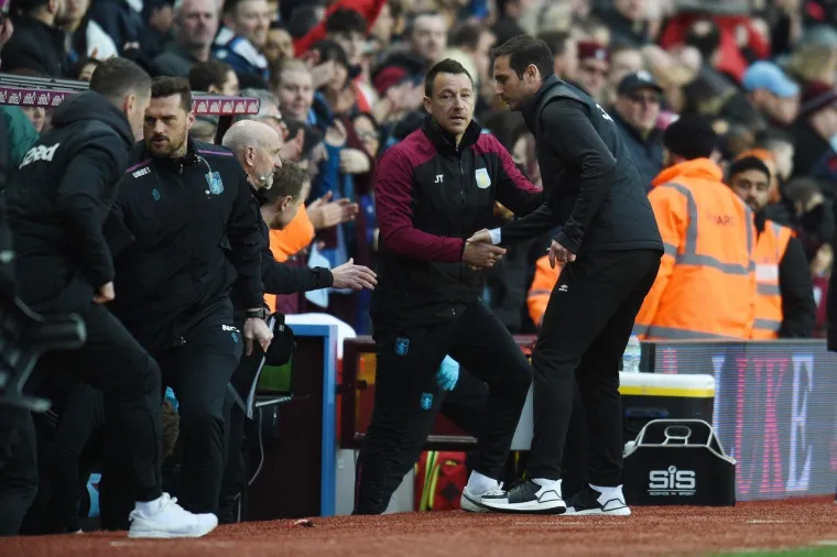 Nogometaši Derby Countyja i Aston Ville u srijedu su navečer izborili plasman u finale doigravanja za plasman u Premiership koje će se igrati 27. svibnja na Wembleyju. Direktan plasman u elitni razred engleskog nogometa izborili su Norwich City i Sheffield United, dok će se za preostalu kartu boriti Derby County i Aston Villa.