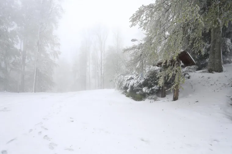 USRED SVIBNJA ZABIJELILO SLJEME: Fotke izgledaju nestvarno