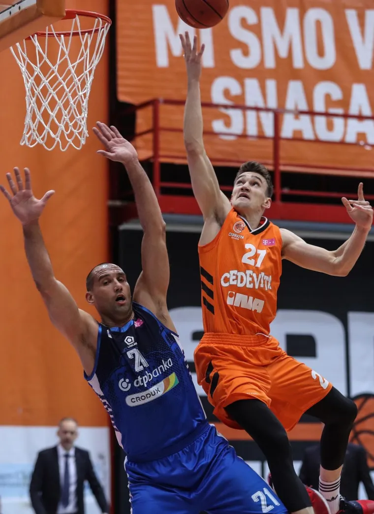 ZADARSKI PODVIG U FOTOGRAFIJAMA: Nazorovi izabranici očitali lekciju branitelju naslova