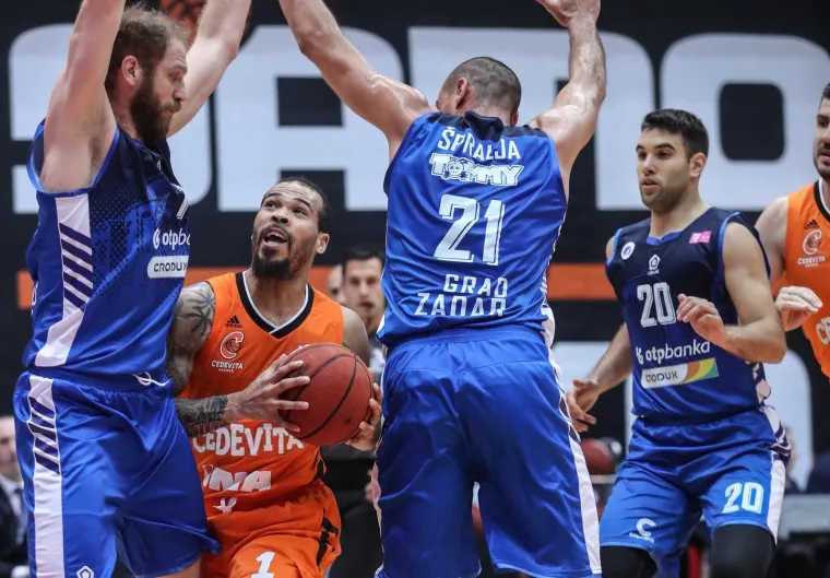 ZADARSKI PODVIG U FOTOGRAFIJAMA: Nazorovi izabranici očitali lekciju branitelju naslova