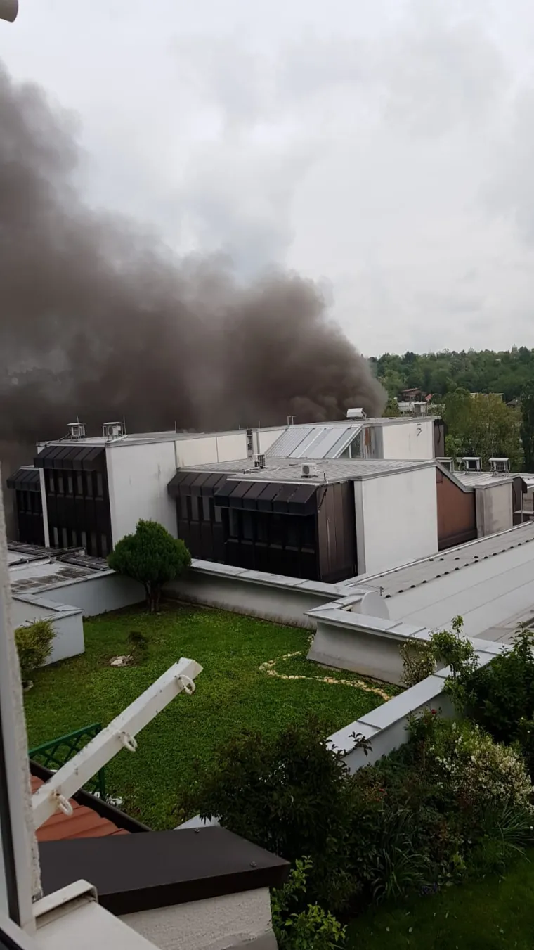 Crni, gusti dim &scaron;iri se Ksaverom: Gori hrvatska agencija za malo gospodarstvo