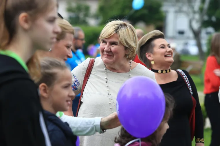 U Rijeci i Osijeku počeo Hod za život: Policija privela desetak antiprosvjednika