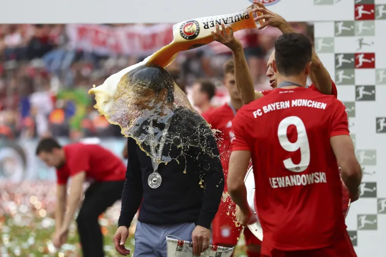 Bayern osvojio naslov prvaka savr&scaron;enom utakmicom u zadnjem kolu, Kovač: 'Nije bila laka sezona'