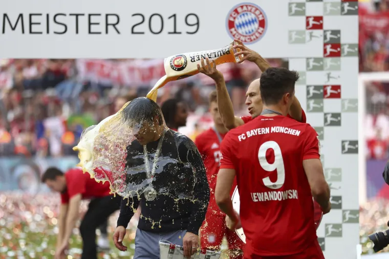 Bayern osvojio naslov prvaka savr&scaron;enom utakmicom u zadnjem kolu, Kovač: 'Nije bila laka sezona'