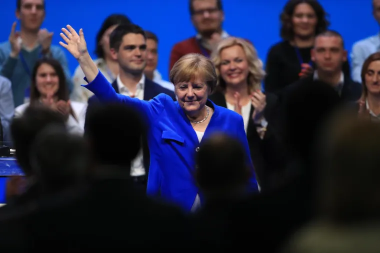 Plenković 'urlao' o snazi HDZ-a, Merkel: 'Živjela sam u diktaturi i nisam mogla doći u Jugoslaviju'