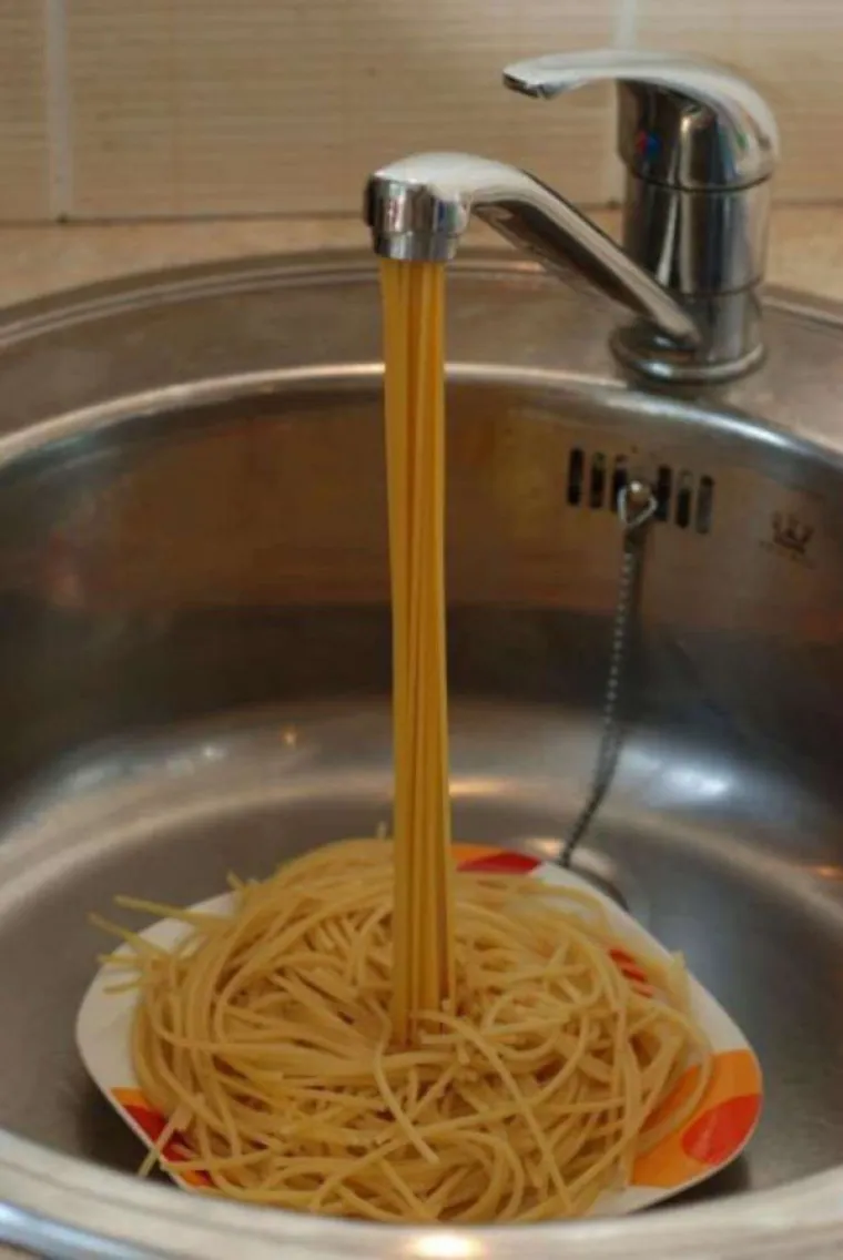 SVE POKU&Scaron;ALI PREVARITI PHOTOSHOPOM, ALI SE NISU BA&Scaron; PROSLAVILI: Tko bi povjerovao u ovakve laži?!