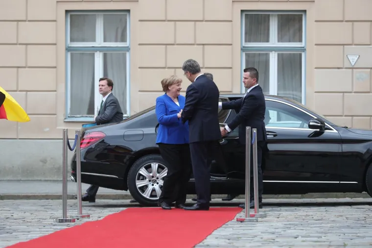 MERKEL U BANSKIM DVORIMA: Posjet koji je začudio Nijemce, ali jako obradovao Plenkovića