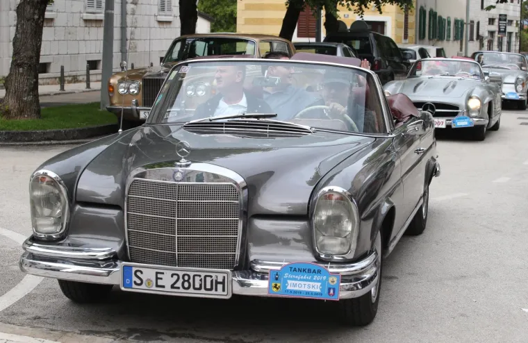 Imoćani idu po Guinnessov rekord sa stilom: Poku&scaron;at će okupiti vi&scaron;e od 2000 Mercedesa