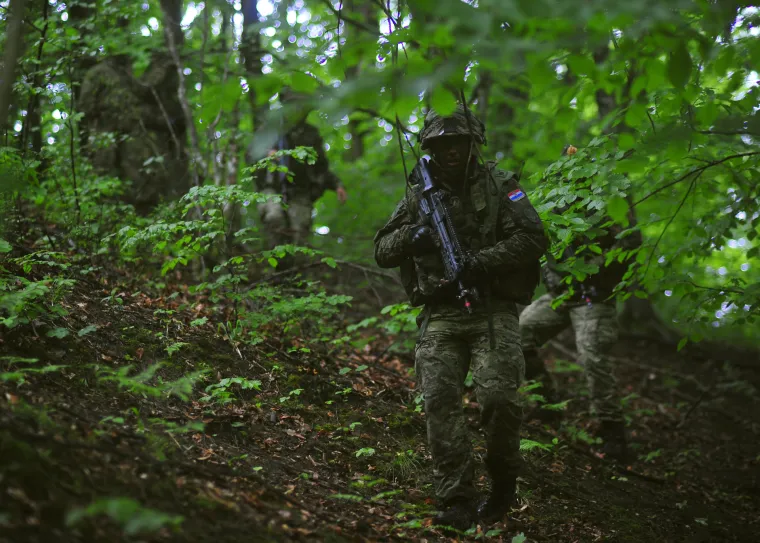Slunj kao u ratnom filmu! Amerikanci napali i zauzeli poligon 'Eugen Kvaternik'