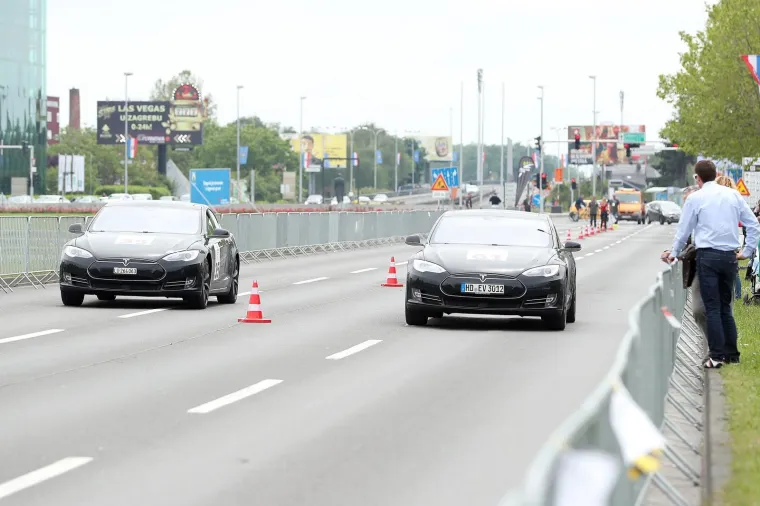 Zagreb prvi u svijetu! Pogledajte najti&scaron;u automobilističku utrku ikad održanu