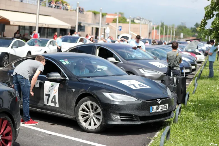 Zagreb prvi u svijetu! Pogledajte najti&scaron;u automobilističku utrku ikad održanu