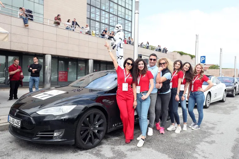 Zagreb prvi u svijetu! Pogledajte najti&scaron;u automobilističku utrku ikad održanu