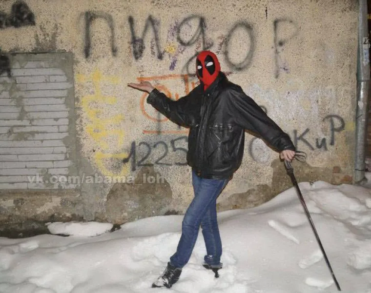 ČIME IH HRANE DA ODRASTU U OVO? S obzirom da je u pitanju Rusija, vjerojatno votkom...