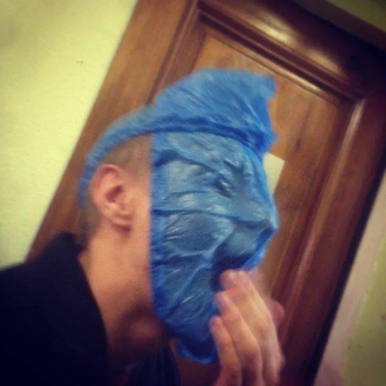 ČIME IH HRANE DA ODRASTU U OVO? S obzirom da je u pitanju Rusija, vjerojatno votkom...