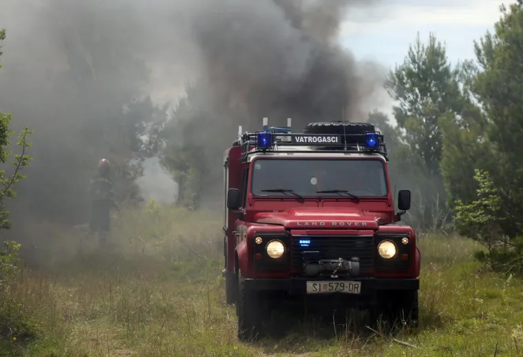 Spektakularna vježba u tri županije: Pogledajte vatrogasne, vojne i policijske snage u akciji!