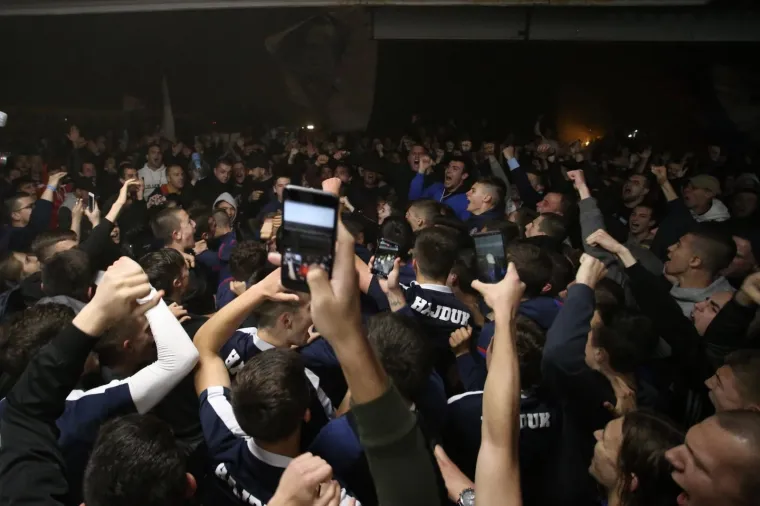 Vi&scaron;e od tisuću navijača na Poljudu: Torcida spektakularno dočekala pionire Hajduka!