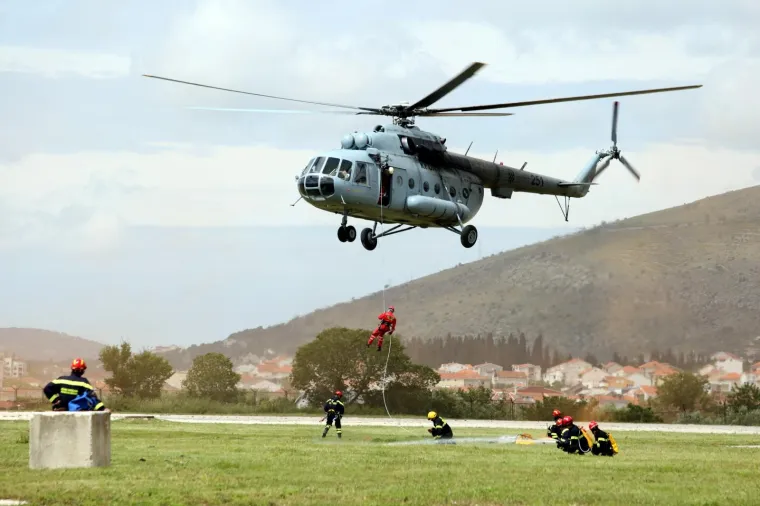 U Divuljama održana protupožara vježba