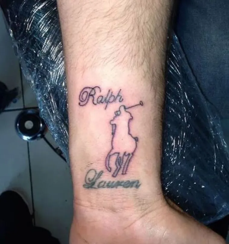 Oni su tetovaže svojih biv&scaron;ih ljubavi prekrili na najbolje moguće načine