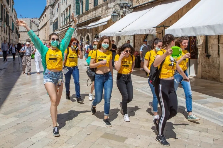 Ludilo za kraj: Pogledajte kako su hrvatski srednjo&scaron;kolci proslavili zadnji dan &scaron;kole