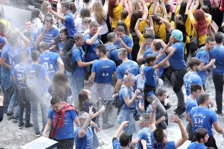 Maturanti se okupali u Mandu&scaron;evcu pa krenuli prema Bundeku: Hitna pomoć imala dvije intervencije