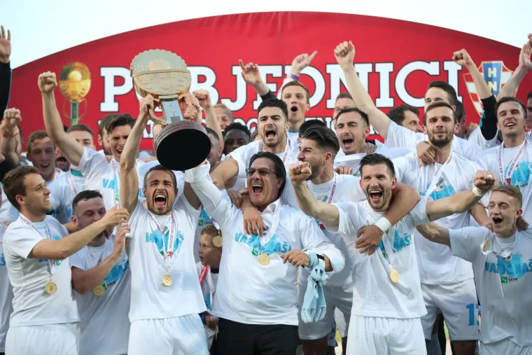 PRIZORI ZA PAMĆENJE, TRENUCI ZA VJEČNOST: Pogledajte kako se sunce vratilo na Kvarner