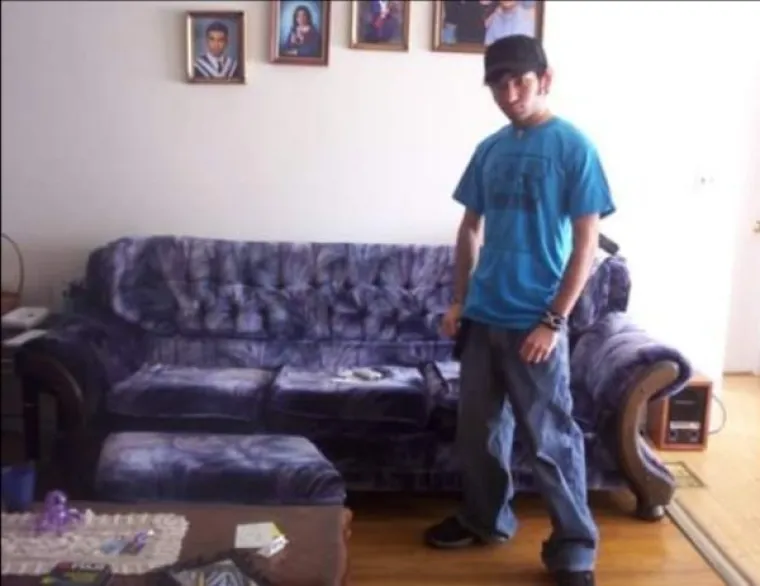 SVI SMO KROZ TO PRO&Scaron;LI, I, DA, BILO JE SRAMOTNO: Urnebesne fotografije biv&scaron;ih tinejdžera