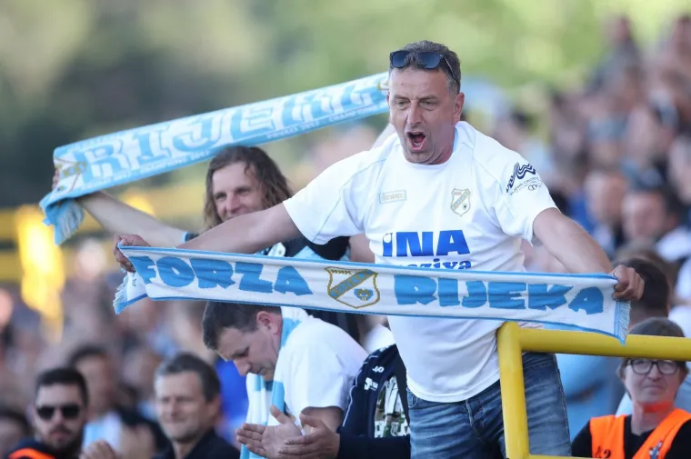 LUDNICA U PULI: Tribine gore, Armada i Boysi napunili Aldo Drosinu do posljednjeg mjesta